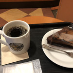 カフェ・ベローチェ 淡路町駅前店