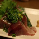 酒菜坊 橋蔵 - かつお刺　ズームアップ
