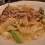 PASTAVOLA - 12.02.23　本日パスタ・アスパラ（グリーン・ホワイト）クリーム