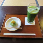 茶寮 宝泉 - 季節の上生菓子　＆　冷抹茶のセット　1300円+Tax