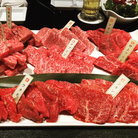 焼肉専科 肉の切り方 日本橋本店 - 