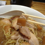 煮干し中華そば 一剣 - この太いのがいい！