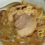 煮干し中華そば 一剣 - チャーシューも旨い！