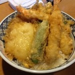 天ぷら 山の井 - ランチの天丼　１０００円。