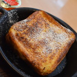 ジョナサン - じっくり漬け込んだふわとろフレンチトースト（５９９円＋税）２０１９年９月