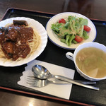 フローラ - 日替りランチB麺  素敵な空間