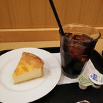 117482997 - タルトフロマージュ、アイスコーヒー