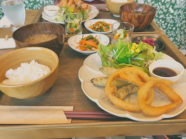 バーム カフェ Baum Cafe 南小松島 カフェ 食べログ