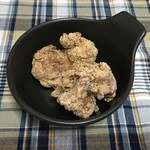 RF1 - あふれる旨みふもと赤鶏の塩唐揚げ