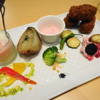 ベジフルカフェ ぴよぴよ_0