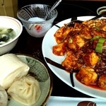 小尾羊　蒙古火鍋 - 麻婆丼