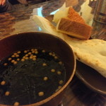 ロコディッシュ - ディナーセットのパンとスープ