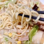 リンガーハット - 長崎ちゃんぽん　麺