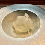 セルサルサーレ - 梨のかき氷 オリーブオイルのジェラート