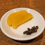 柳家 - 香の物と飛騨からの山椒