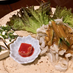 Kodawari Sousai Tooko Inawa Ryouri Izakaya Haduki - 沖縄珍味３種盛　980円(豆腐すくからす・ミミガー胡麻みそ和え・豆腐よう）