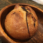 ビストロ オリーブ - エシャロットのフォカッチャ