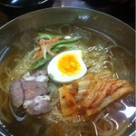 炭火焼 七厘 - 冷麺850円