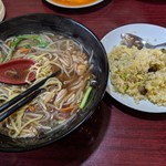 中華料理 水の音 - もやし麺　＋  半チャーハン　¥800