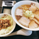 喜多方ラーメン 坂内 - 