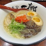 麺屋 一擲 - 【豚骨ラーメン + 煮玉子】￥750 + ￥100