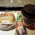 バーガーキング - スモーキーベーコンエッグチーズ　クロワッサンドイッ®コンビ：400円 (2019/10)