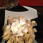 すごい煮干ラーメン凪 渋谷東口店 - 鶏皮酢