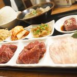 大衆炭火焼肉ジンギスカン ホルモン酒場 風土. - 