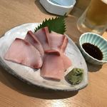 てんぐ - お刺身(^^)
      てんぐのお刺身はいつも新鮮で美味しい(^^)