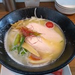 麺屋　美鶏 - 鶏白湯美鶏麺(塩)　968円(税込み)