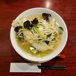 家寶 - 野菜麺 880円