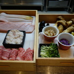 明道町中国菜 一星 - 本日の食材：うなぎ、ブリ、白子、黒毛和牛、松茸など