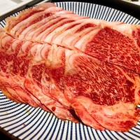 焼肉専科 肉の切り方 日本橋本店 - 和牛サーロイン１ミリ切り
