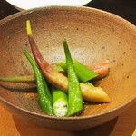 ガンツウ - オクラの酢の物