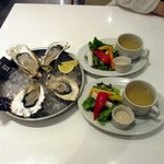 オイスターテーブル - 生牡蠣ペアセット