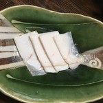 かたつむり - ツキノワグマ脂刺身