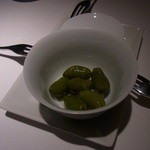 レフェルヴェソンス - アミューズ／オリーブマリネ