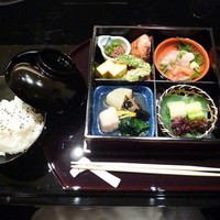 北新地 湯木 本店 - 松花堂弁当
