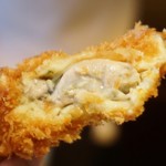 とんかつ マンジェ - 凄くミルキー♪
      一度食べたら忘れられません！