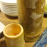 刺身と原始焼き ダイキチきんぎょ - 竹酒(2)