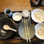 おふくろ亭 - 2019/10/15
      ホル鍋定食 ニンニク 500円
      チキンフライ 100円
      ナス 玉ねぎフライ 100円