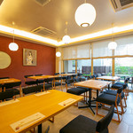 Japanese restaurant chihiro - 庭の間／椅子テーブル