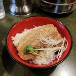 Kagetsu - ランチ角煮丼セット￥800の角煮丼