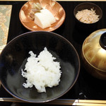 割烹 傳承ゑ美寿 - 一膳目は明太子ちりめんで…