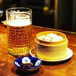 Shuumai Sakaba Ogawa - 大ジョッキのキンキンのビールもご用意しています☆