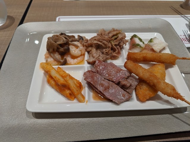 Delicious Kitchen Emondel デリシャスキッチン エモンデル 旧店名 シャングリラ 江坂 バイキング ネット予約可 食べログ Delicious Kitchen Emondel デリシャスキッチン エモンデル 旧店名 シャングリラ 江坂 バイキング ネット予約可 食べログ
