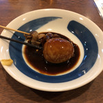 Naritaya - 1本100円のおでん玉子に牛スジをたっぷり味噌タレをかけて。