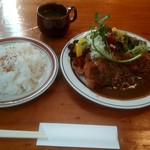 LOCAL - 料理写真:豚ロースカツセット デミソース 980円