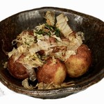 コスプレ居酒屋　LittleBSD ～小悪魔の宴～ - 【揚げたこ焼き】当店のたこ焼きは「ソース」「ポン酢」「塩ダレ」の3種類あって、飽きさせない一品となっております。