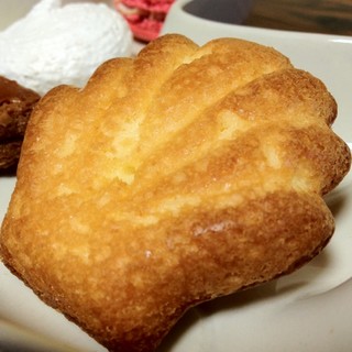 Patisserie 雪乃下  - 料理写真:マドレーヌ